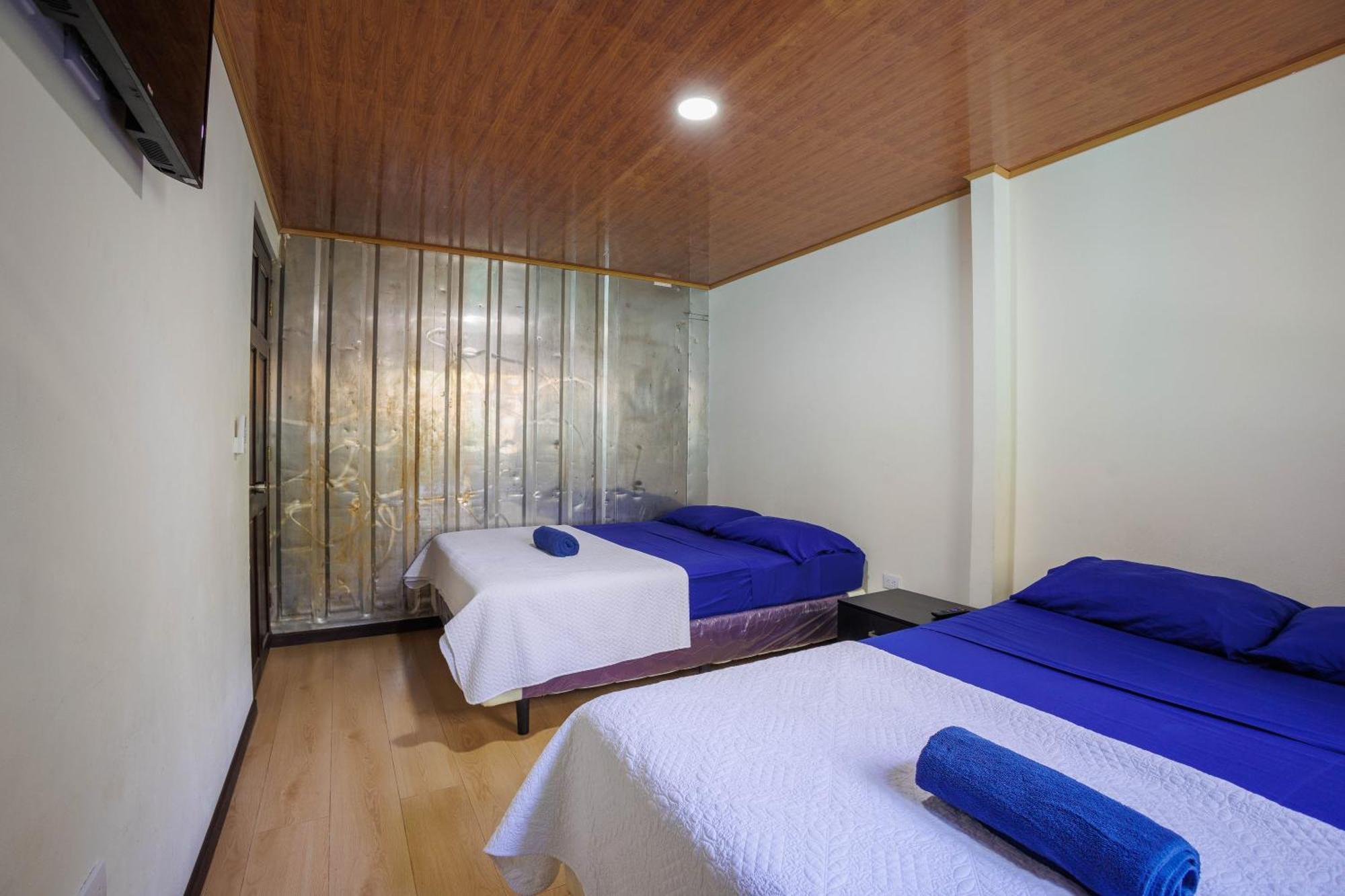 Bambutel Cocles Hotel Puerto Viejo de Talamanca Buitenkant foto